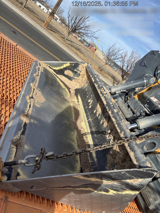 2025 JOHN DEERE 84" Bucket - John Deere