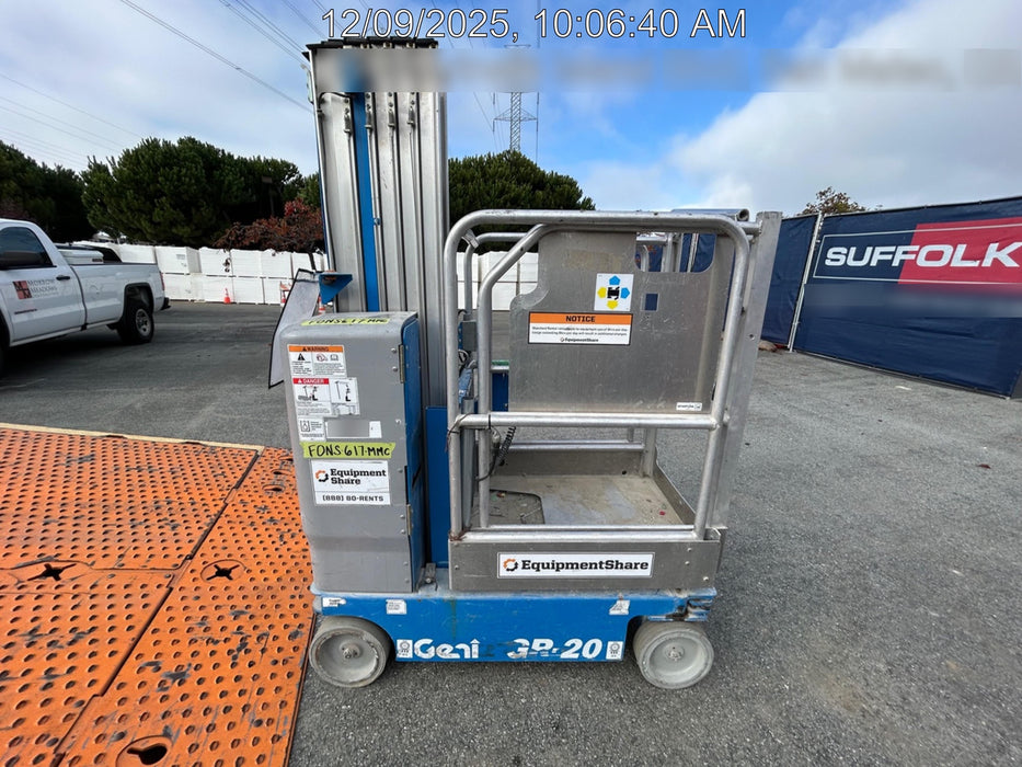 2020 GENIE GR-20