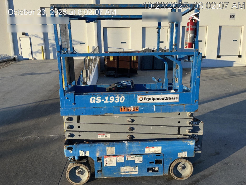 2020 Genie GS-1930 Solid Non Marking Tires, Beacon, Folding rails with half height swing gate