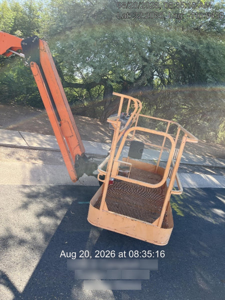 2011 JLG 660SJ