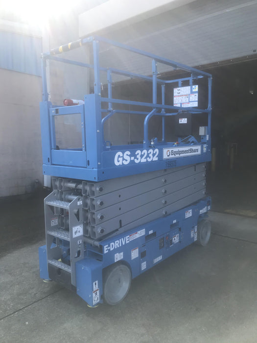 2021 GENIE GS-3232