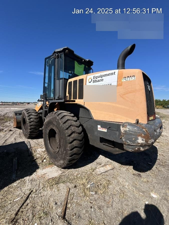 2018 CASE 621G