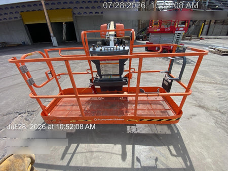 2023 JLG 660SJ