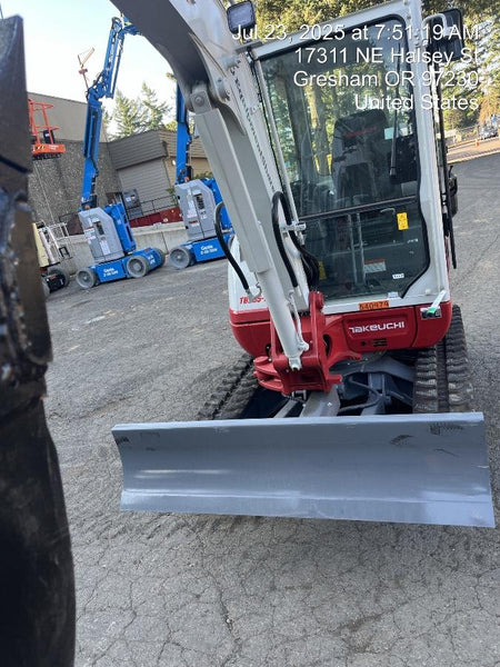 2025 TAKEUCHI TB235-2CR