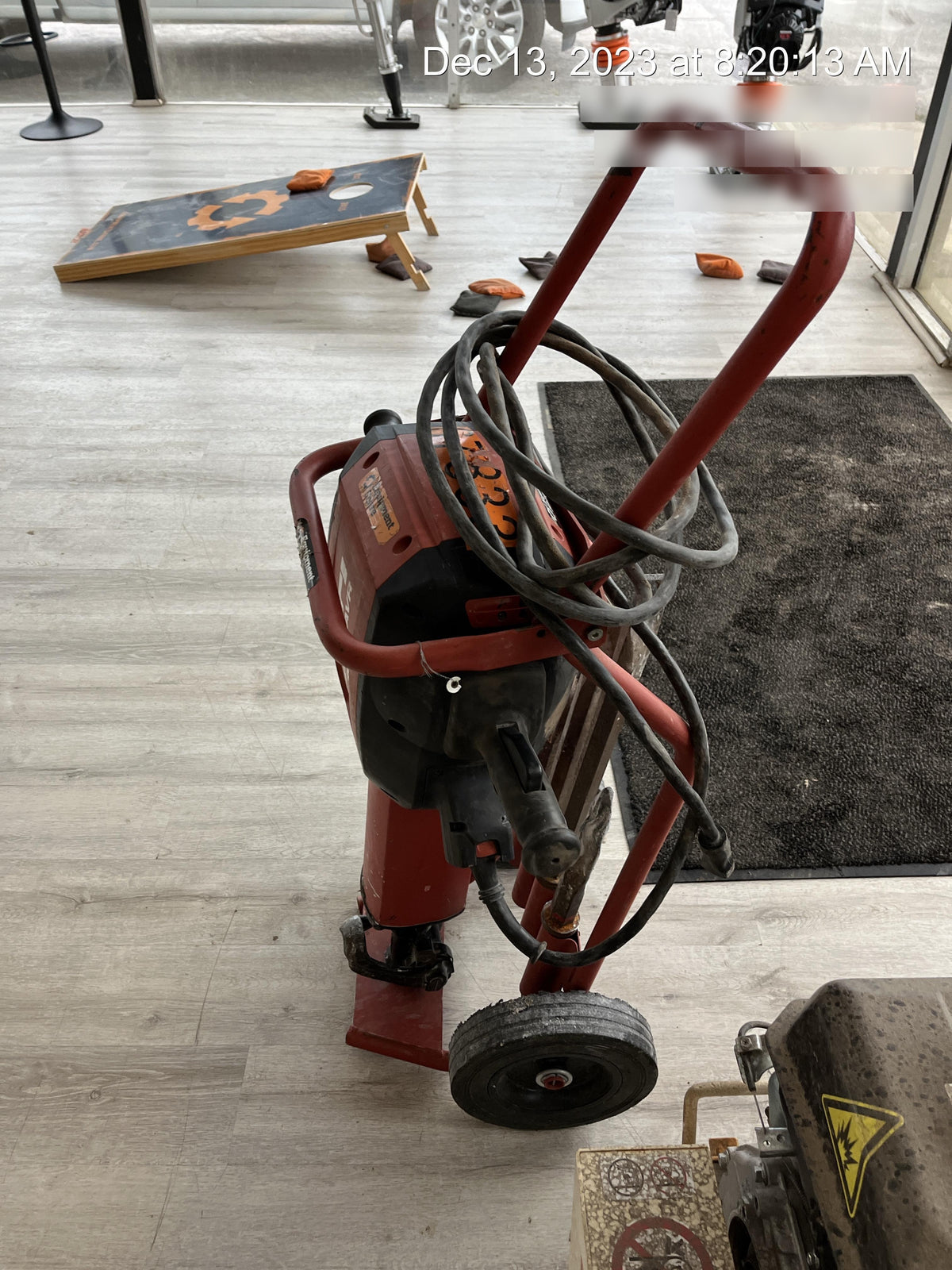 2020 HILTI TE 3000-AVR