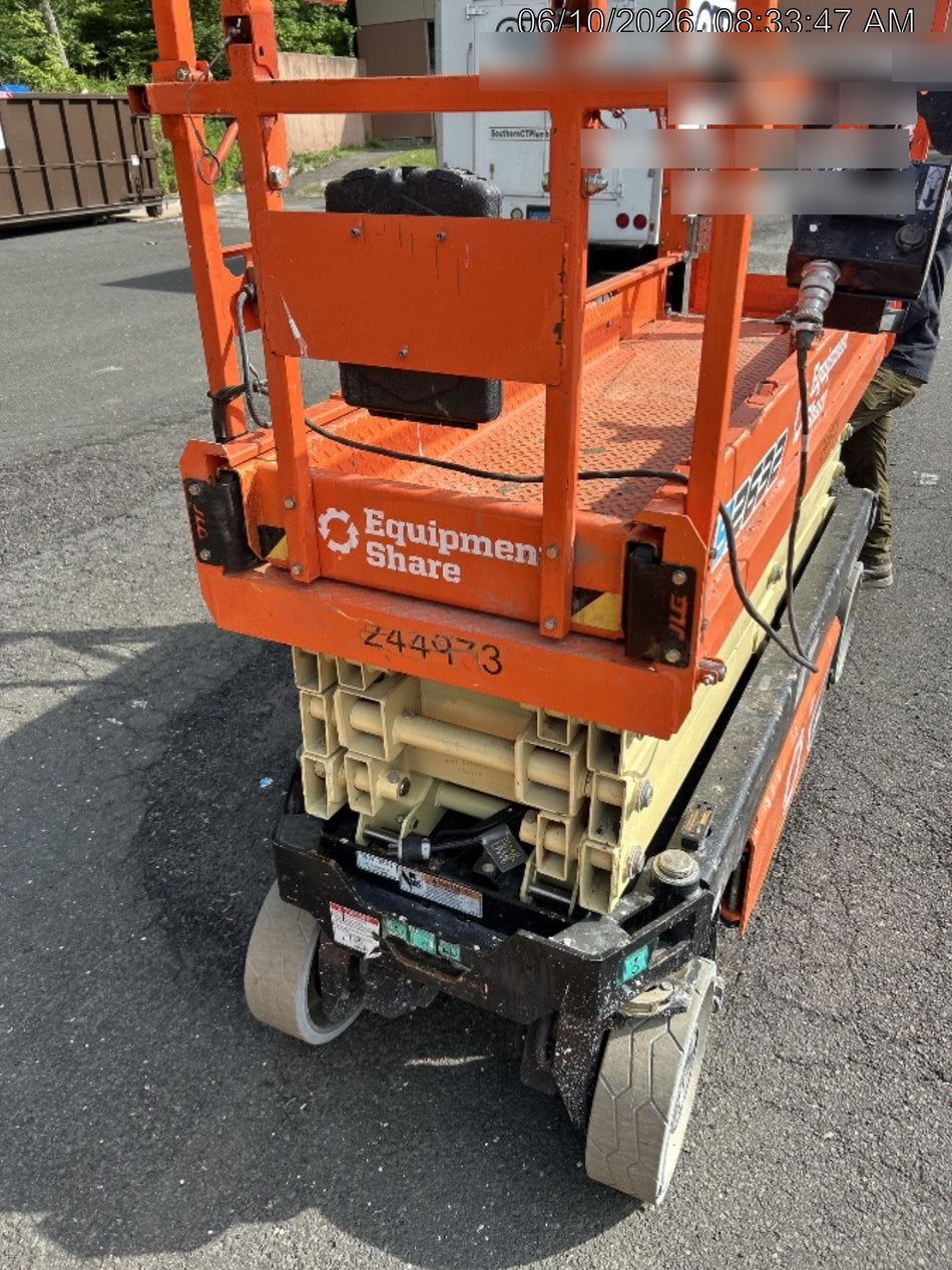 2022 JLG ES2632