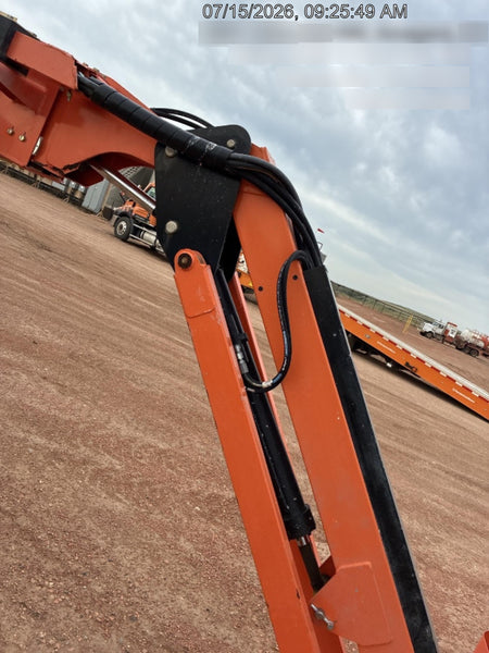 2019 JLG 660SJ