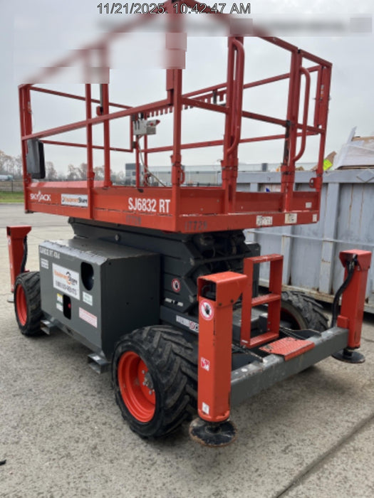 2018 SKYJACK SJ6832 RT