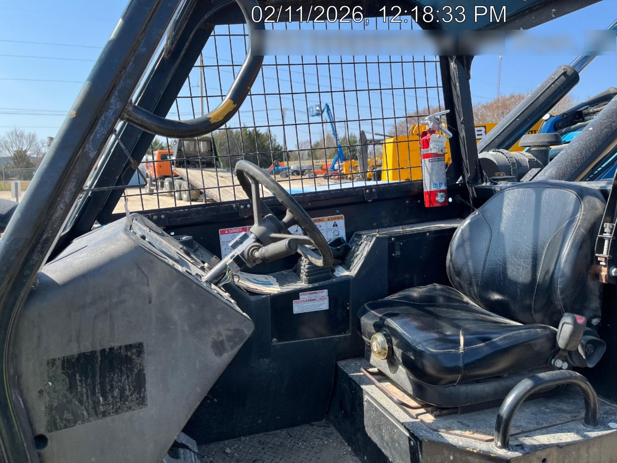 2017 Genie GTH-1056 Genie GTH1056, Solid Tires, 60" carriage, Open ROPS