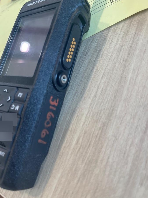 2023 MOTOROLA R7 DISPLAY