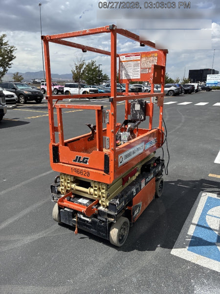 2021 JLG ES1330L
