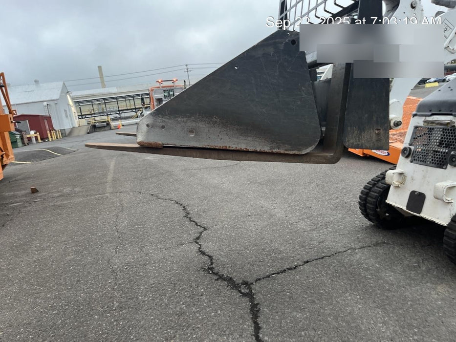 2023 BOBCAT 36" Mini Skid Steer Fork Carriage - Bobcat