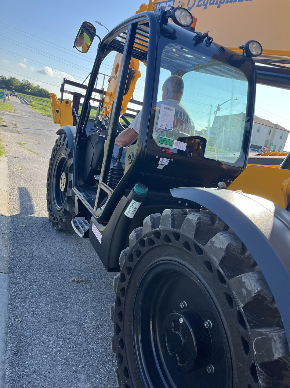2024 JCB 512-56