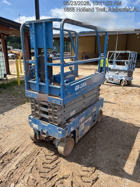 2019 Genie GS-1930 Fixed Rails with Chain Entry
