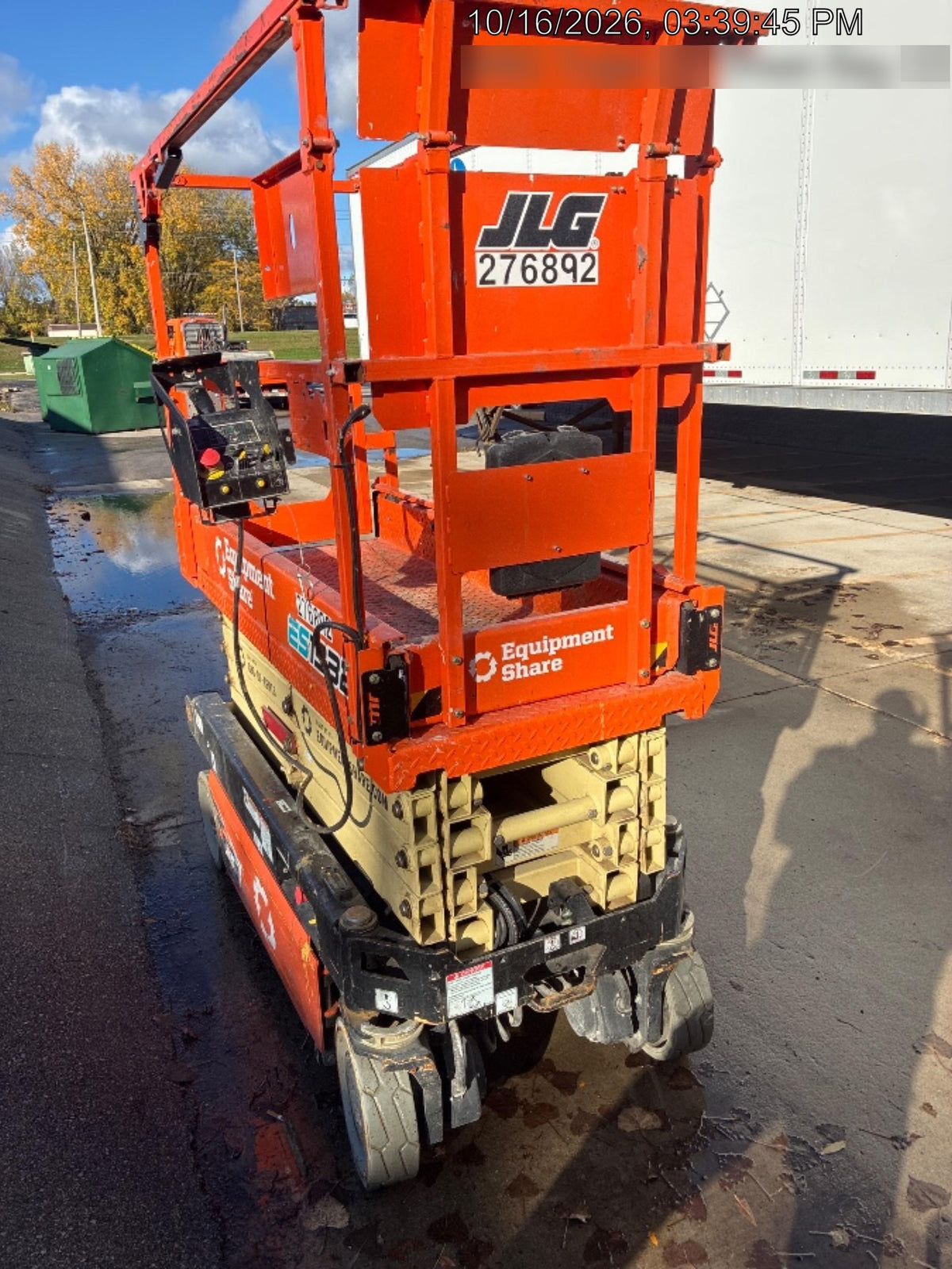 2022 JLG ES1932