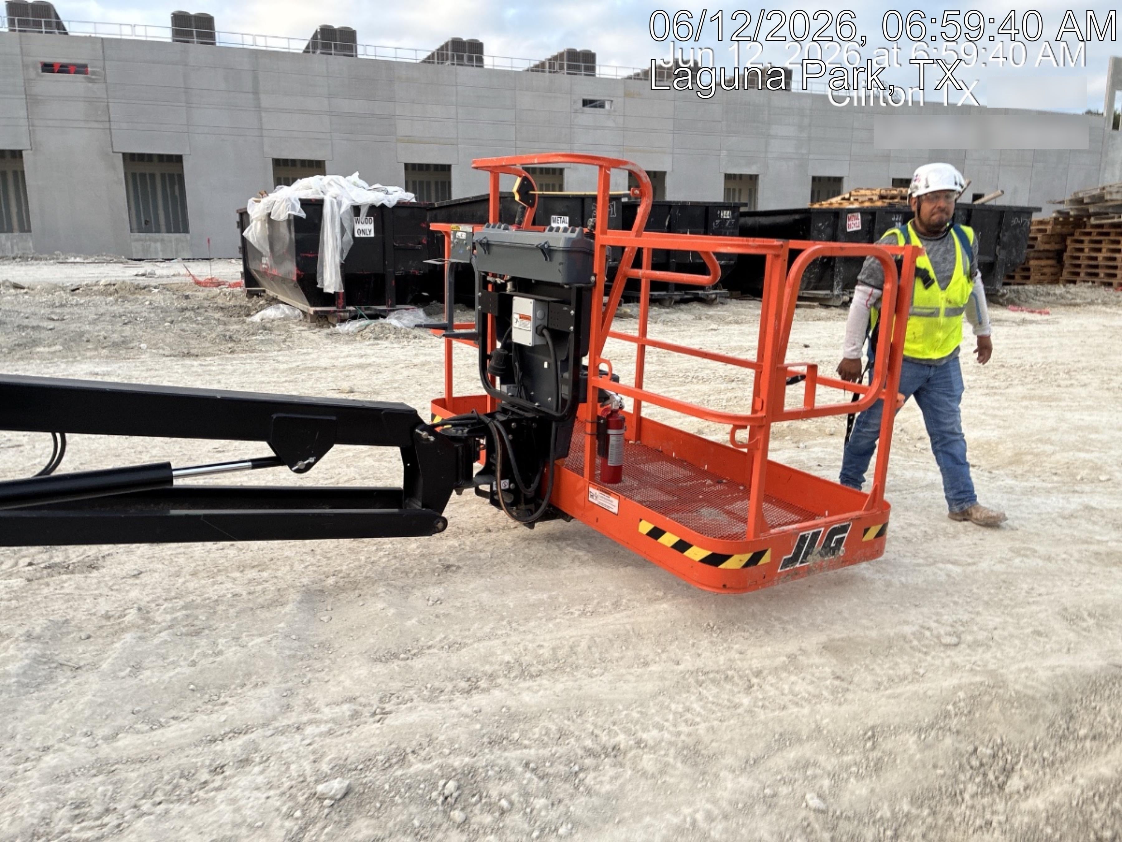 2025 JLG 460SJ