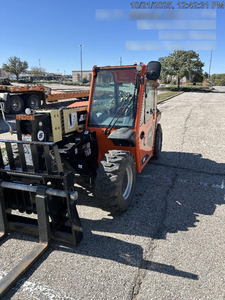 2025 JLG 519