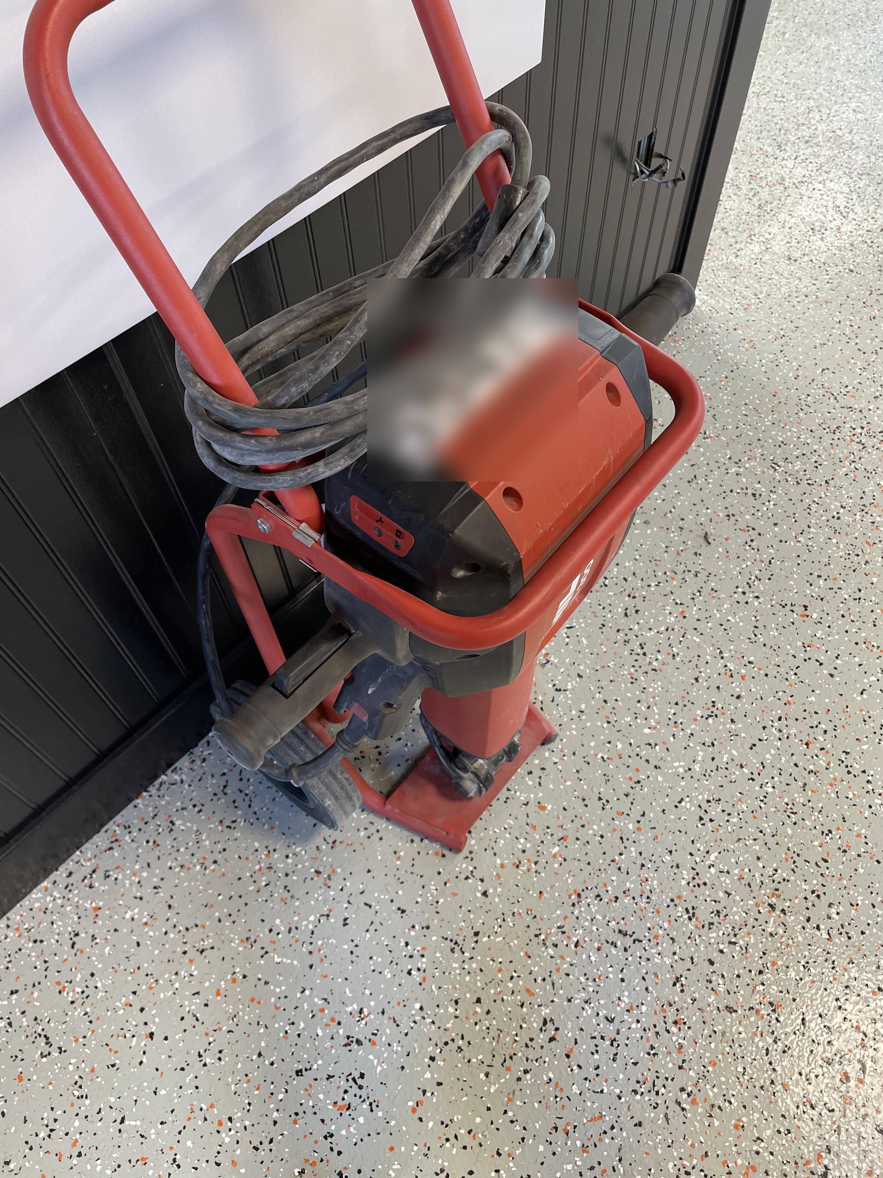 2019 HILTI TE 3000-AVR