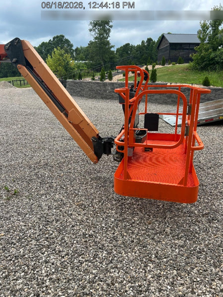 2023 JLG 460SJ