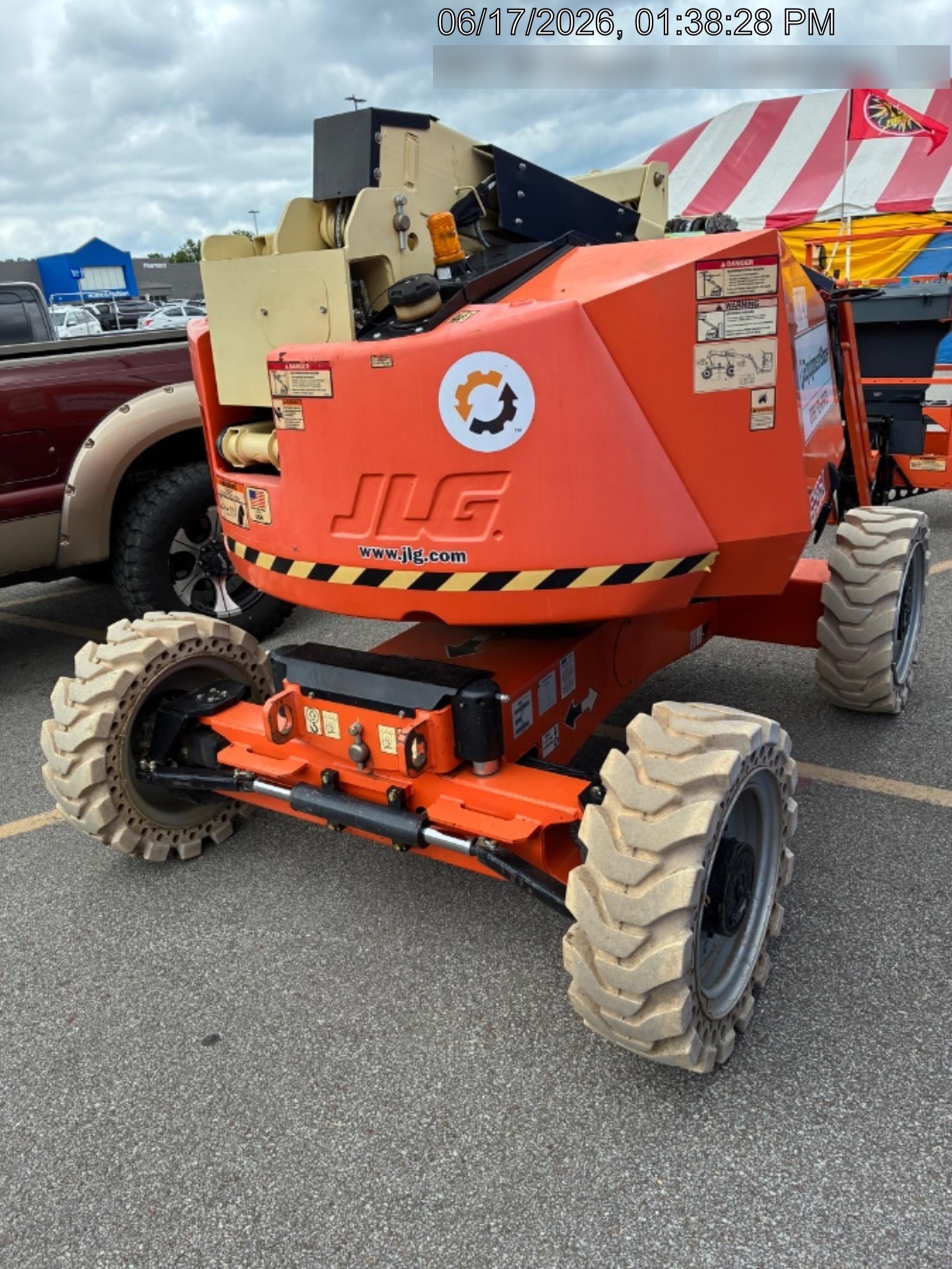 2021 JLG 340AJ