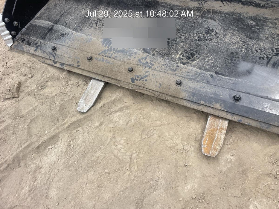 2022 TAKEUCHI 48" Pallet Forks - Takeuchi