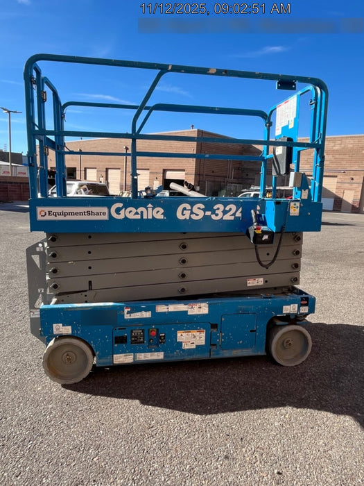 2018 Genie GS-3246 Genie GS-3246 w/Folding rails, Full height swing gate