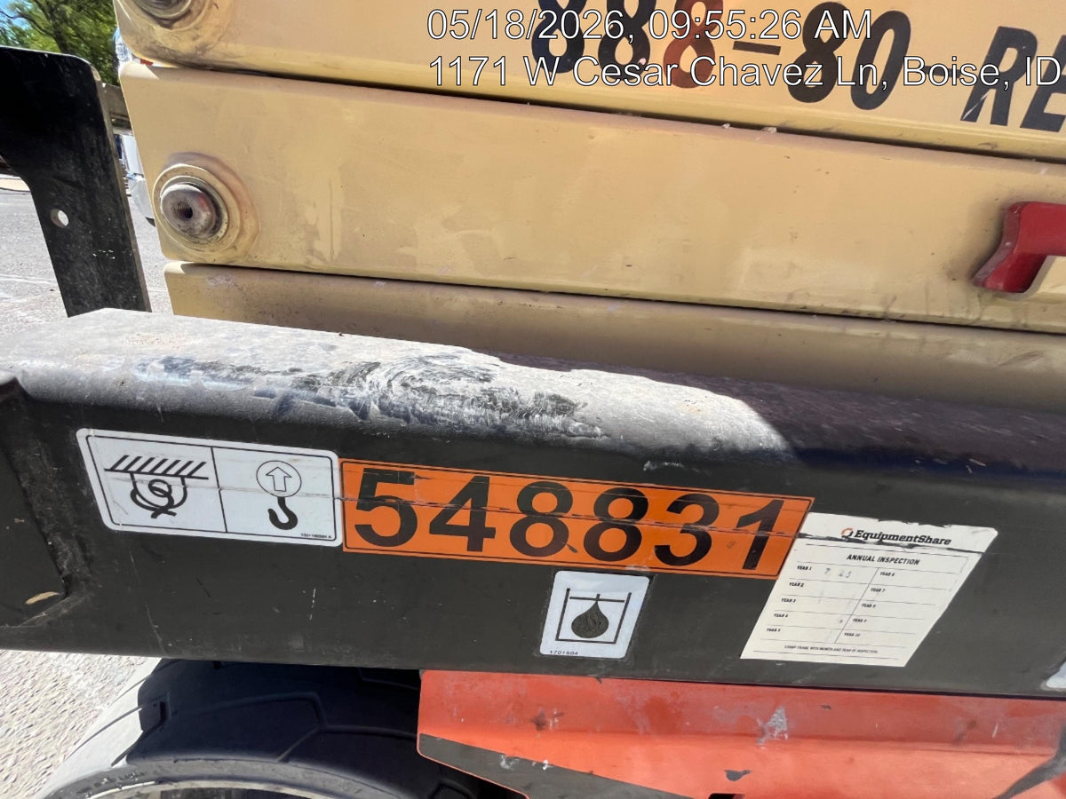 2025 JLG ES1932