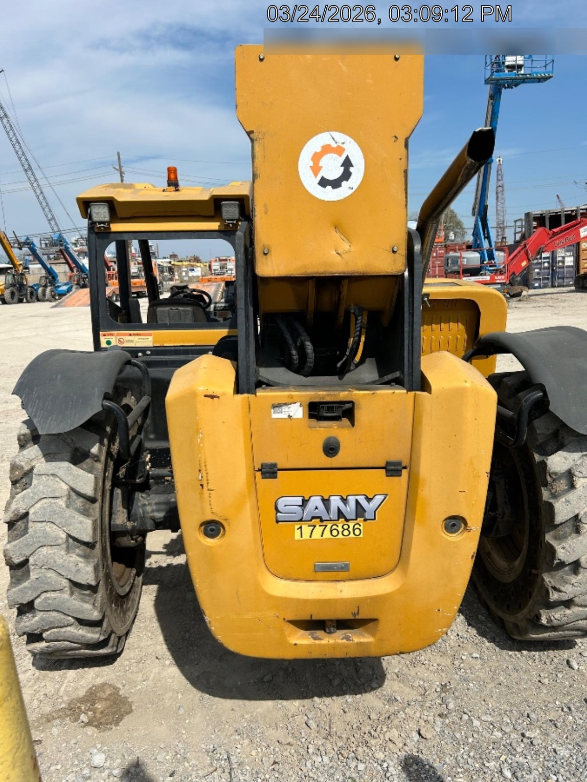 2021 SANY STH1056