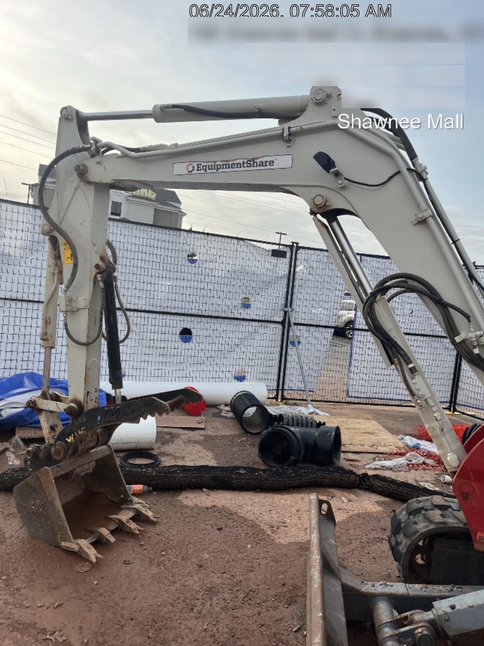 2022 TAKEUCHI TB250-2CR