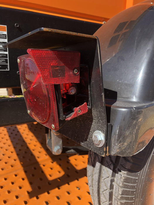 2021 Lincoln Electric Vantage 322 Vantage 322 Ready Pak 3 w/ Decals, ORANGE (includes trailer, cable rack, fender light kit) NO Telematics