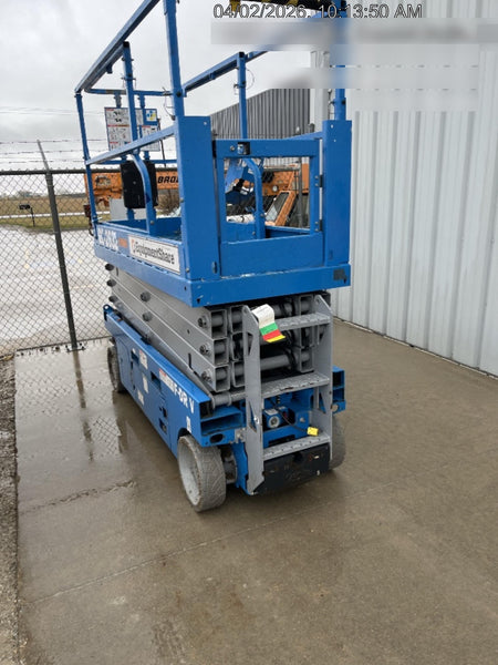 2023 GENIE GS-2632