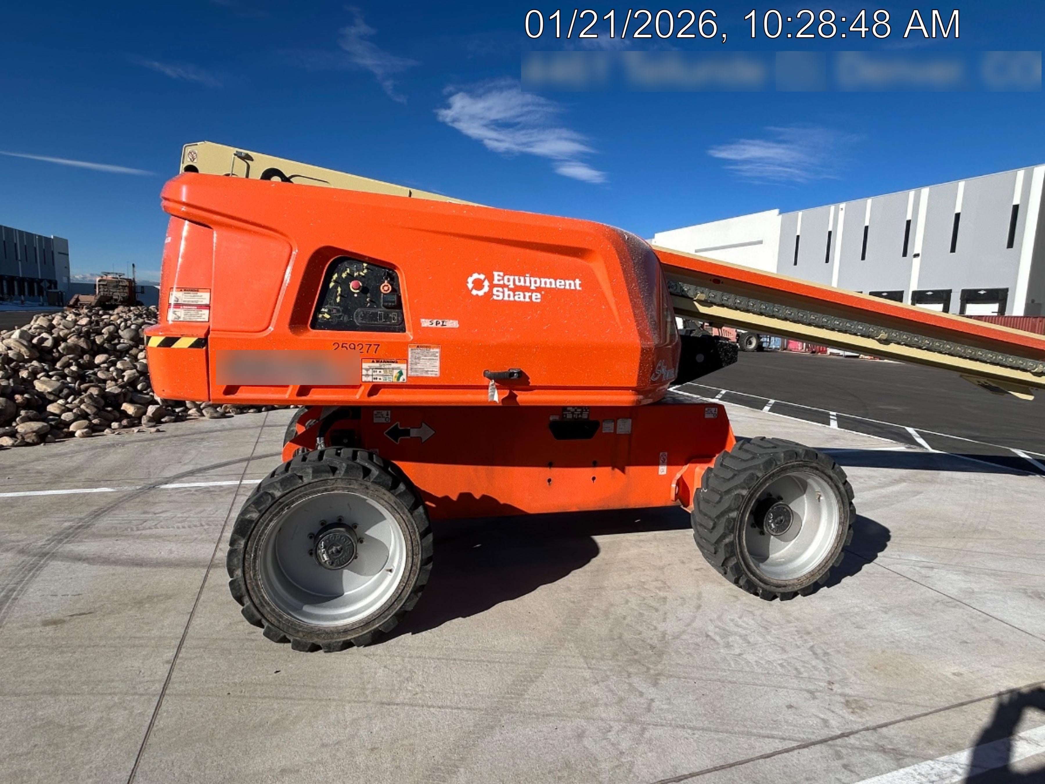 2022 JLG 660SJ