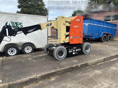 2025 JLG E300AJP