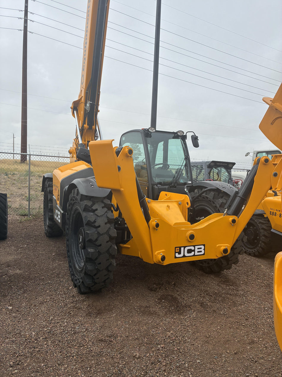 2026 JCB 512-56