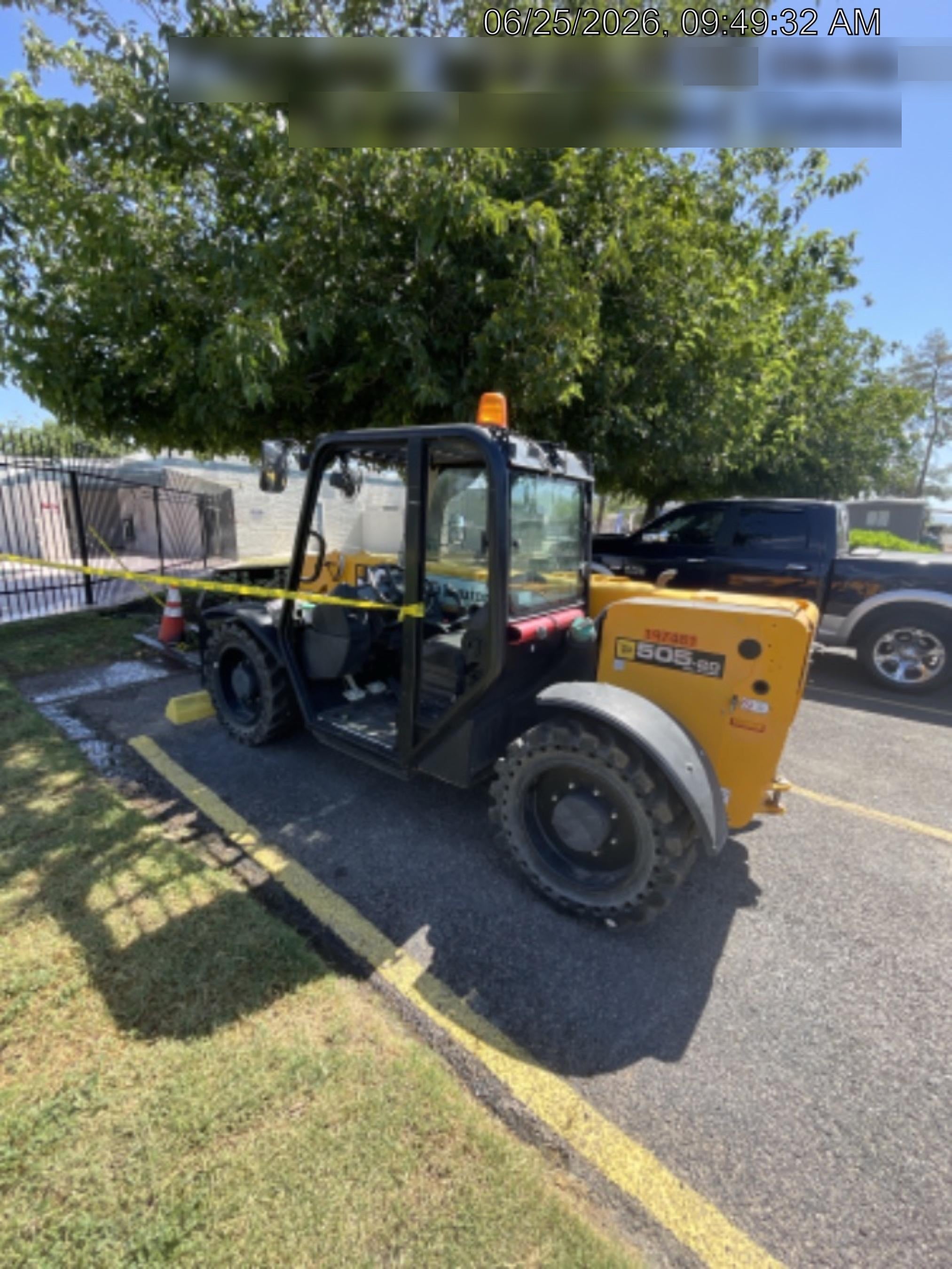 2022 JCB 505-20TC 74Hp Dsl, Canopy, Sld Tires, LED WL, Bcn