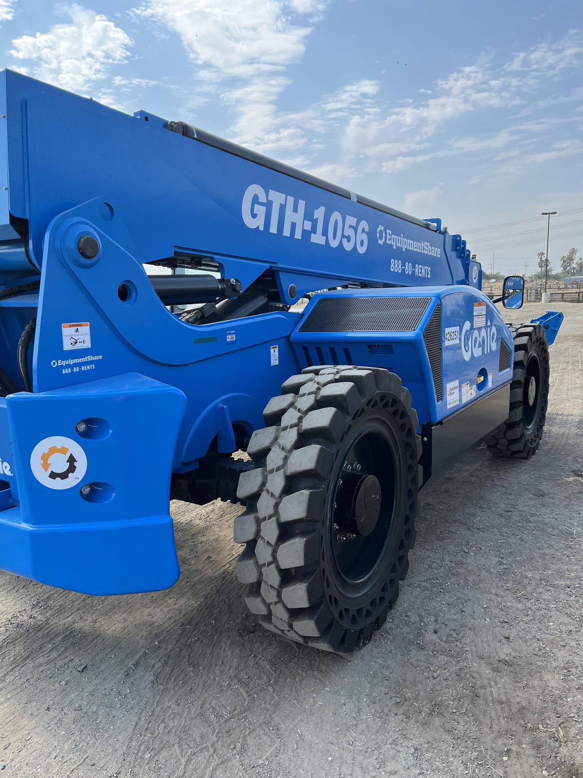 2024 GENIE GTH-1056