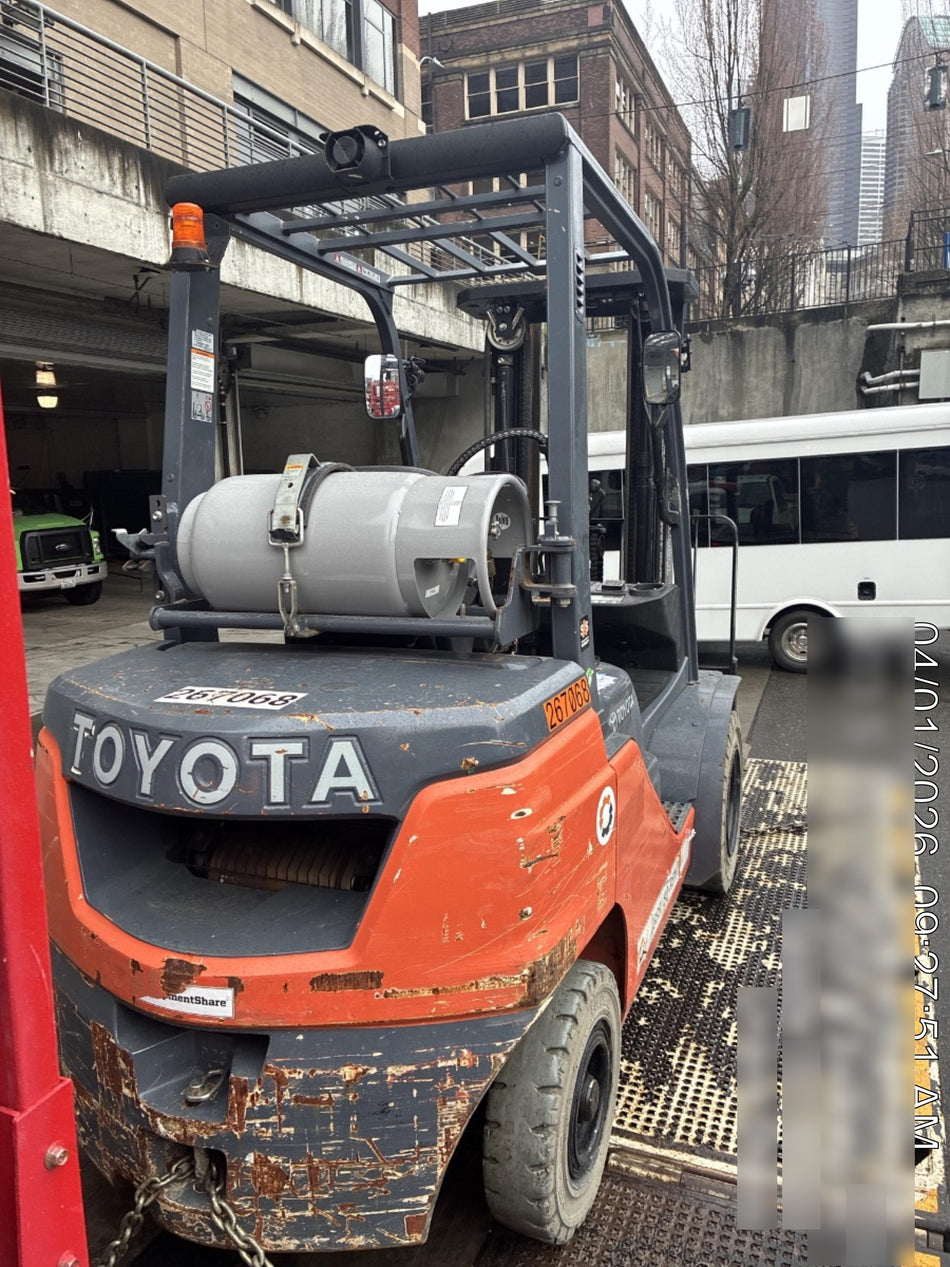2022 TOYOTA 50-8FGU25
