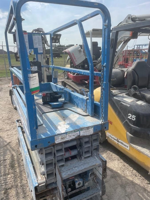 2019 Genie GS-1930 Fixed Rails with Chain Entry