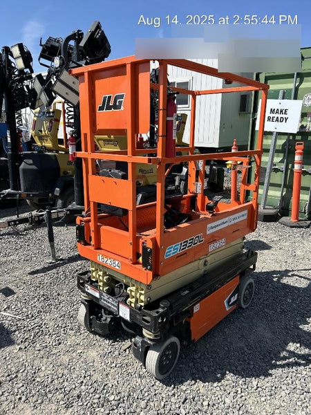 2021 JLG ES1330L