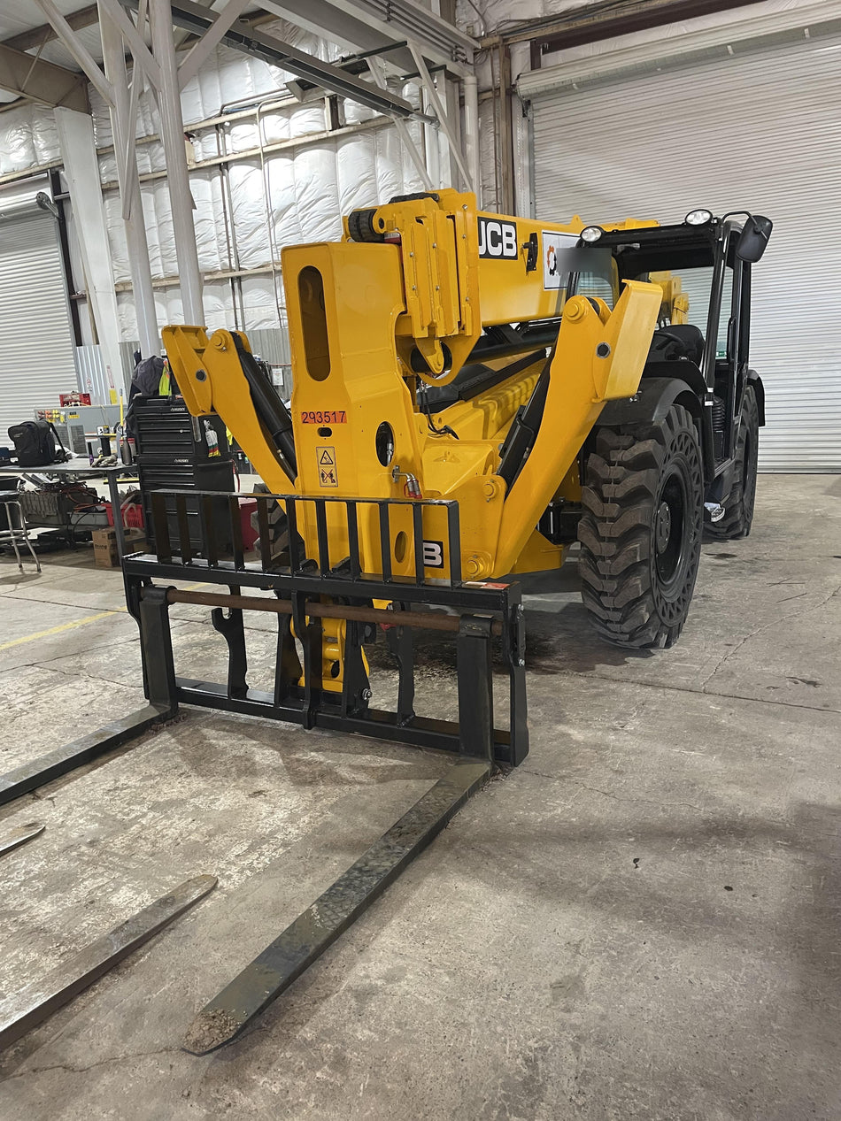 2023 JCB 510-56