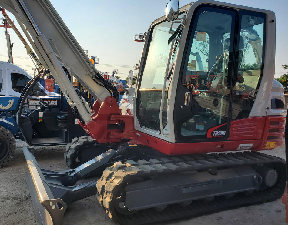 2022 TAKEUCHI TB290-CR