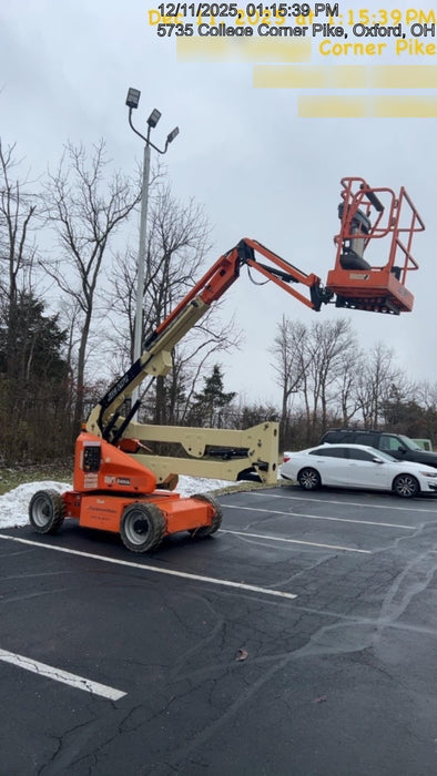 2018 JLG E450AJ