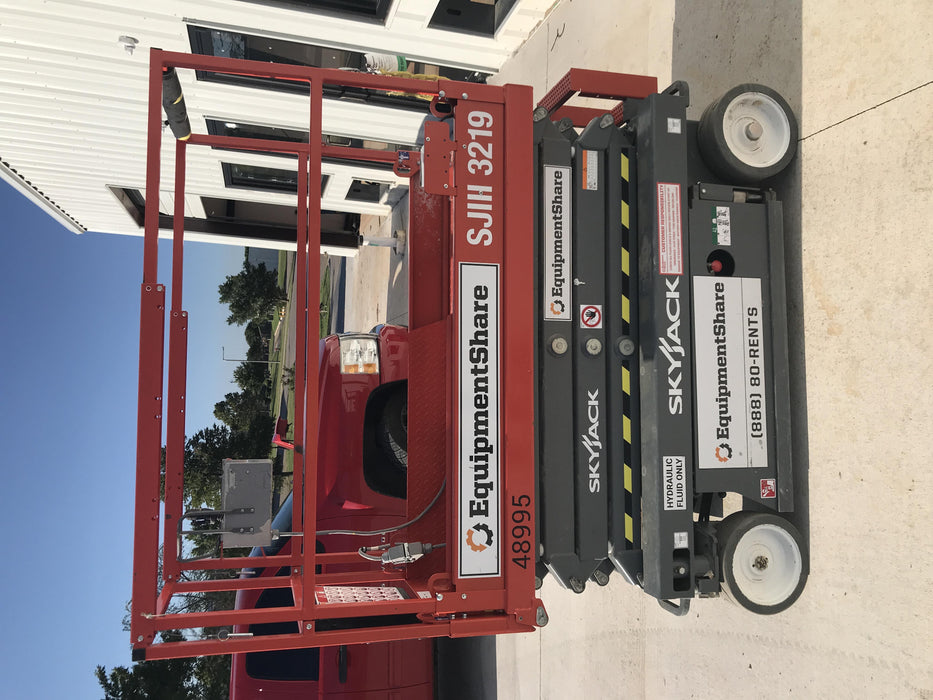 2019 Skyjack SJIII-3219 Standard Options, Trojan Batteries