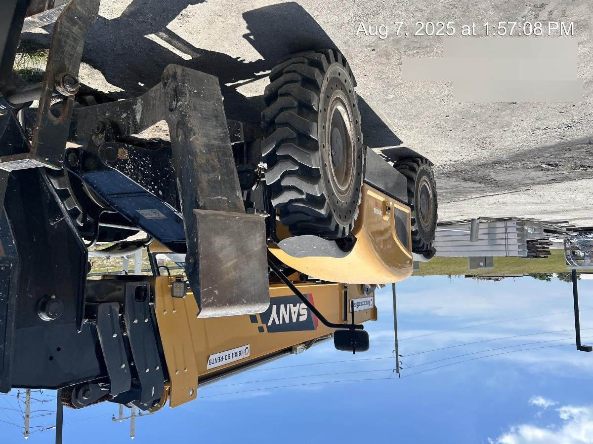 2022 SANY STH1056
