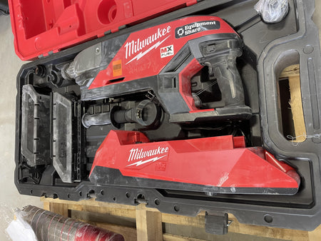 2022 MILWAUKEE MXF301-2CP