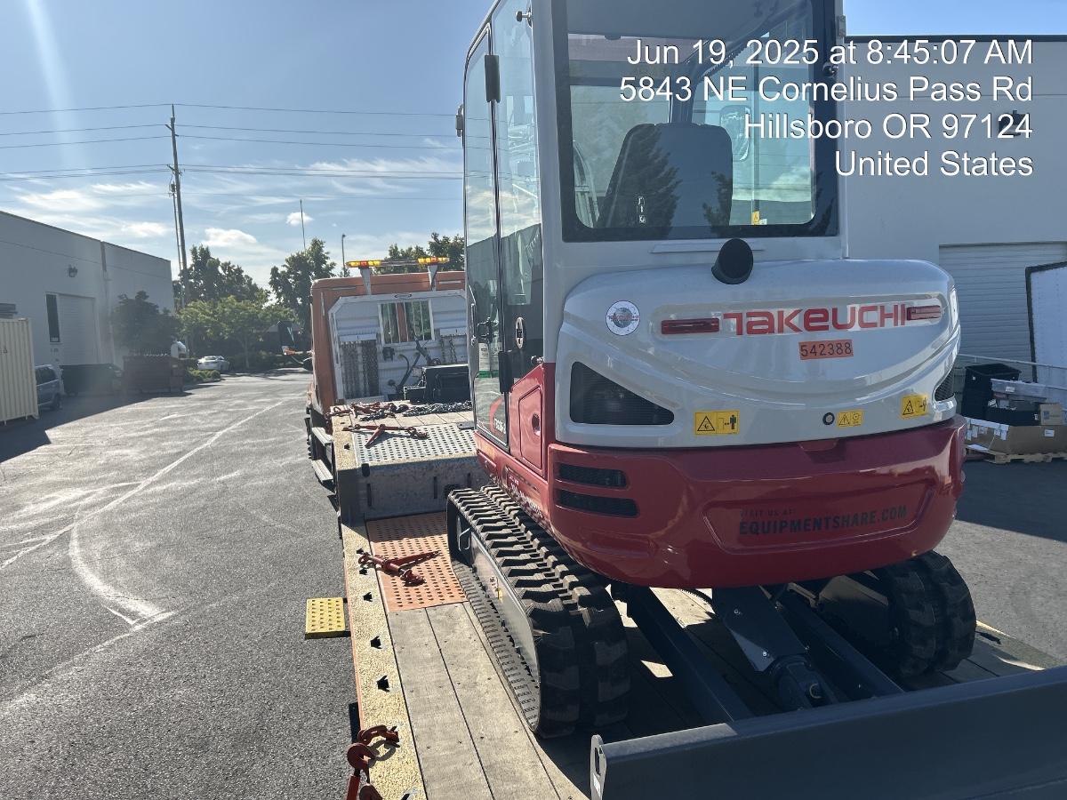 2025 TAKEUCHI TB235-2CR