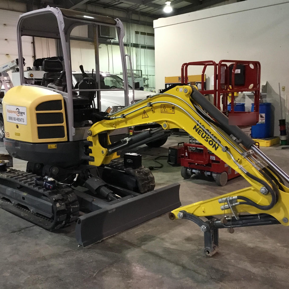 2018 Wacker Neuson EZ28 Wacker Neuson EZ28 w/Manual QC, Buckets: 24" ,18"