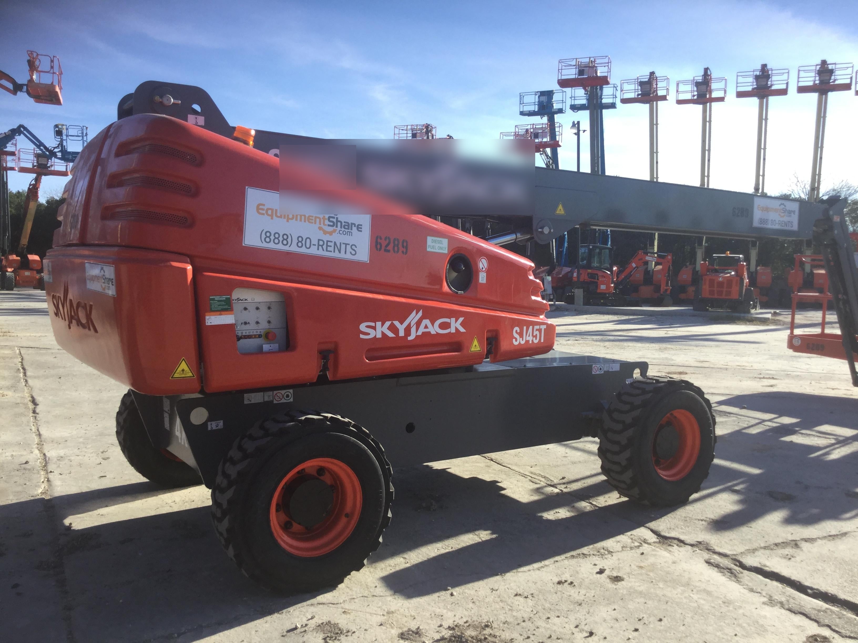 2017 SKYJACK SJ45T+
