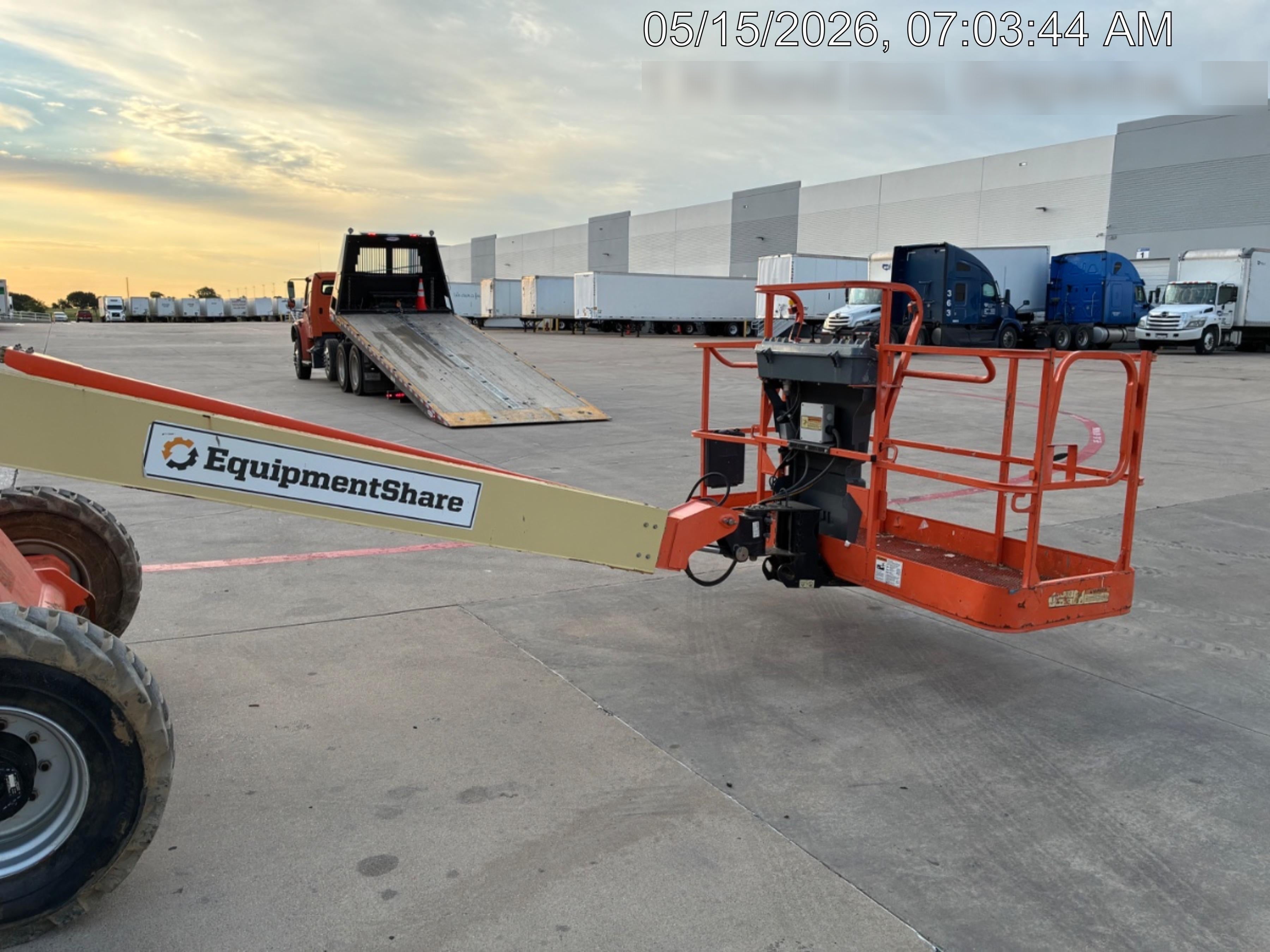 2019 JLG 400S