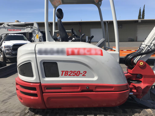 2020 TAKEUCHI TB250-2